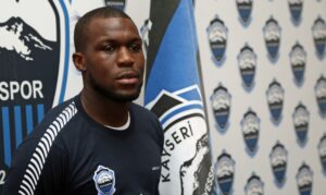 Süper Lig’in eski yıldızı felç geçirdi