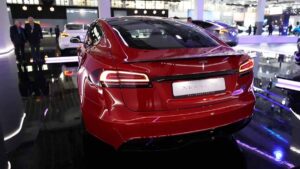 Tesla kaldırmıştı, sürücülerin isyanı sonuç verdi: Geri geliyor