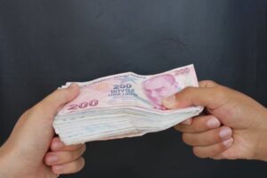 100 bin TL ihtiyaç kredisinde faizler yeniden düştü