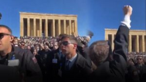 29 Ekim’de serbest olan 10 Kasım’da engellendi!