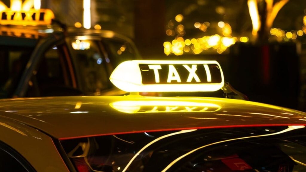 86 yaşında ve 175 milyon dolarlık şirketi var ama bir sebeple taksiye çıkıyor