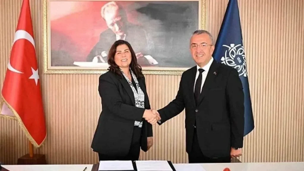 860 milyon TL koltuğunu kurtaramadı