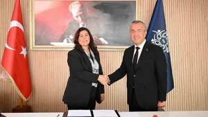 860 milyon TL koltuğunu kurtaramadı