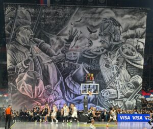 Belgrad’da skandal pankart! Fenerbahçe maçında büyük provokasyon