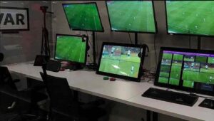 Beşiktaş-Fenerbahçe derbisinin VAR hakemi belli oldu