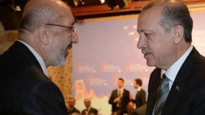 Dilipak o isimleri tek tek saydı: AKP içerisinde dip dalga var