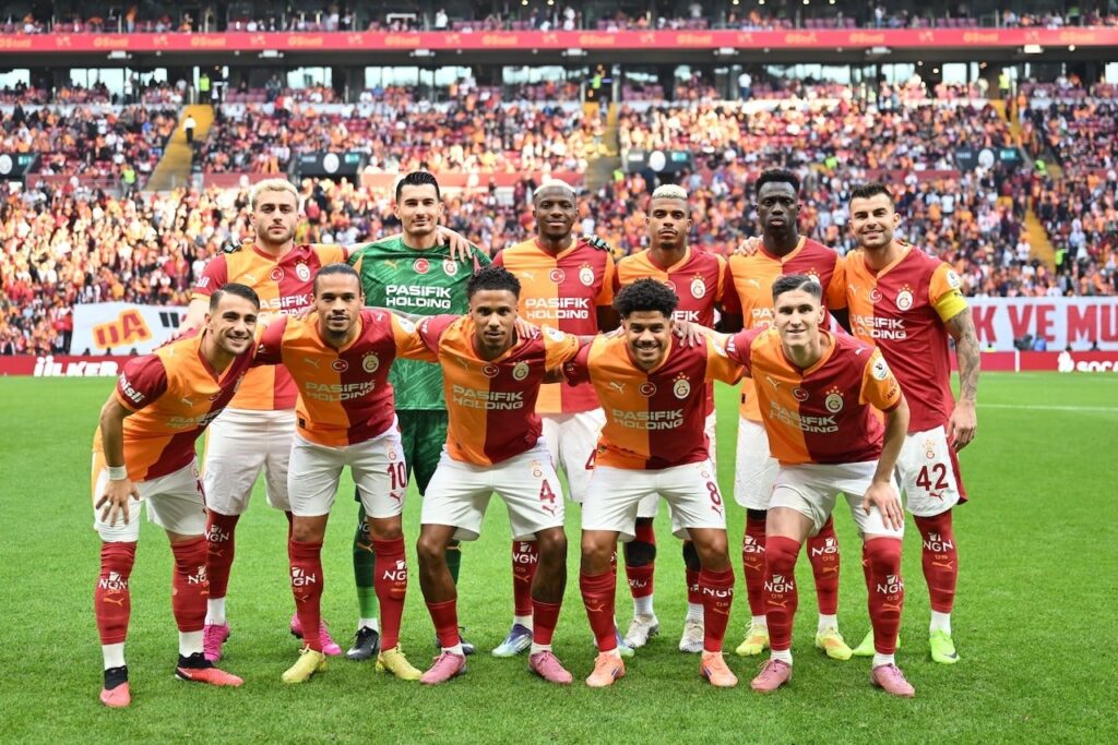 Galatasaray’da Yunus Akgün ameliyat oldu! Kaç hafta yok