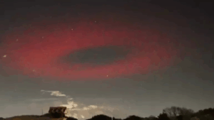 Gökyüzünde ikinci kez ortaya çıktı: Herkes bu tuhaflığı konuşuyor