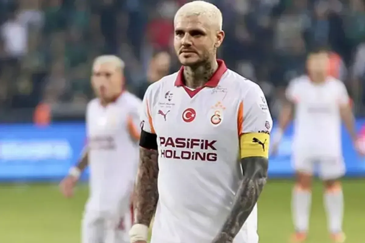 Icardi’nin tatilini 10 güne çıkarması çileden çıkarttı