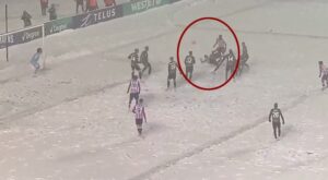 Kar fırtınasında yılın golüne aday! Şampiyonluk getirdi…