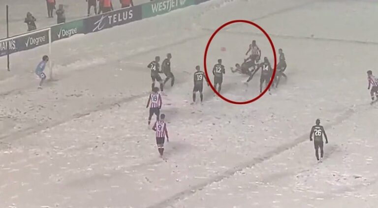 Kar fırtınasında yılın golüne aday! Şampiyonluk getirdi…