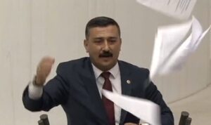 Meclis’te Fatih Altaylı protestosu