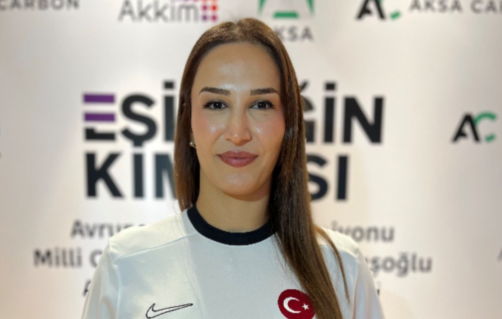 Milli güreşçi Buse Tosun Çavuşoğlu’na sponsorluk