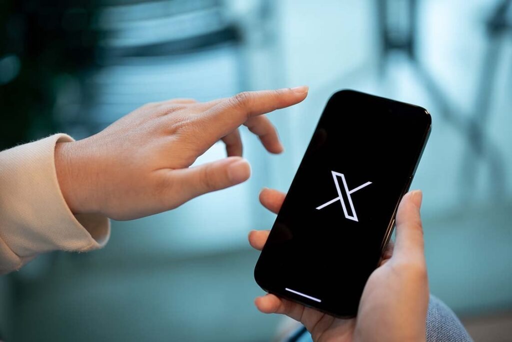 Milyonlarca hesap uçtu! Gazeteciler tek tek isyan etti