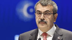 Öğrencilik hakkını kaybedenlerin beklediği haber geldi: Bakan duyurdu