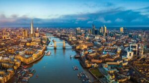 Pahalı konutlara ek vergi getirdiler! Halk sindirsin diye 2 yıl sonra uygulayacaklar