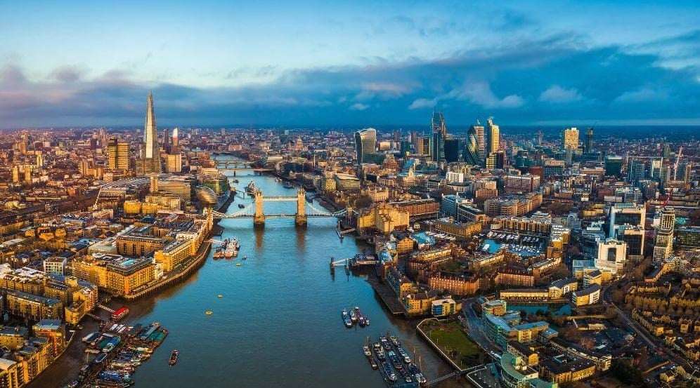 Pahalı konutlara ek vergi getirdiler! Halk sindirsin diye 2 yıl sonra uygulayacaklar