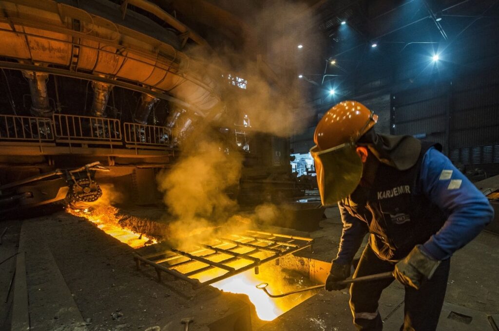 Sanayi üretimi sert düştü