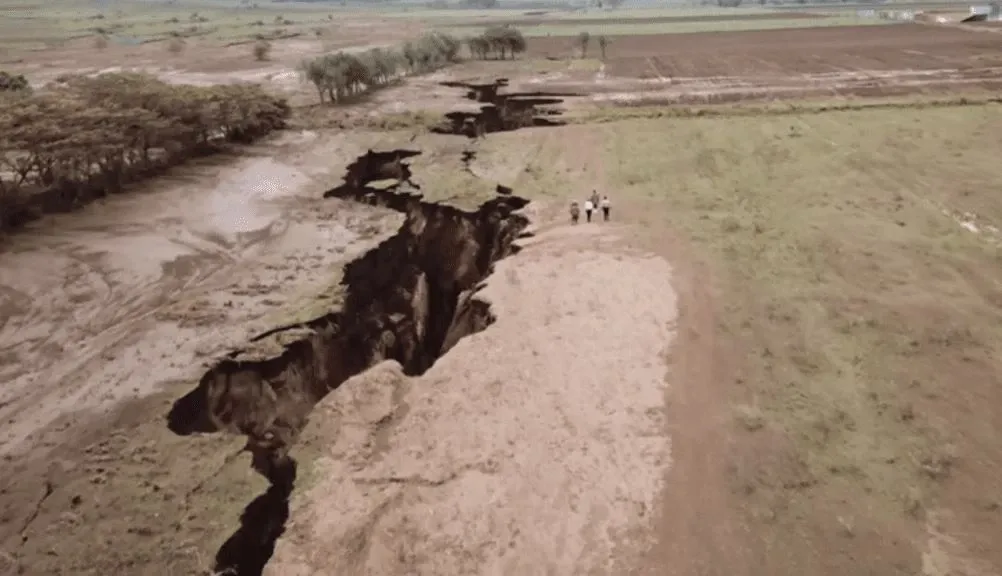 Yeni bir okyanus doğacak: Koca kıta yavaş yavaş ikiye bölünüyor