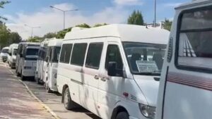 Zamlar minibüse, yük halka…