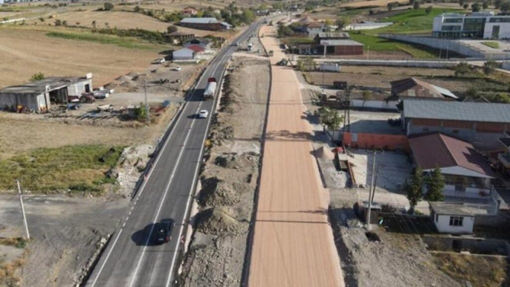 ‘Deli Dumrul’ projelerini bırakın 101 milyarı ölüm yollarına ayırın