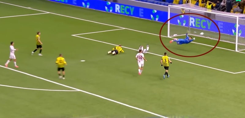 22 yaşındaki kaleci Şampiyonlar Ligi’ne damga vurdu