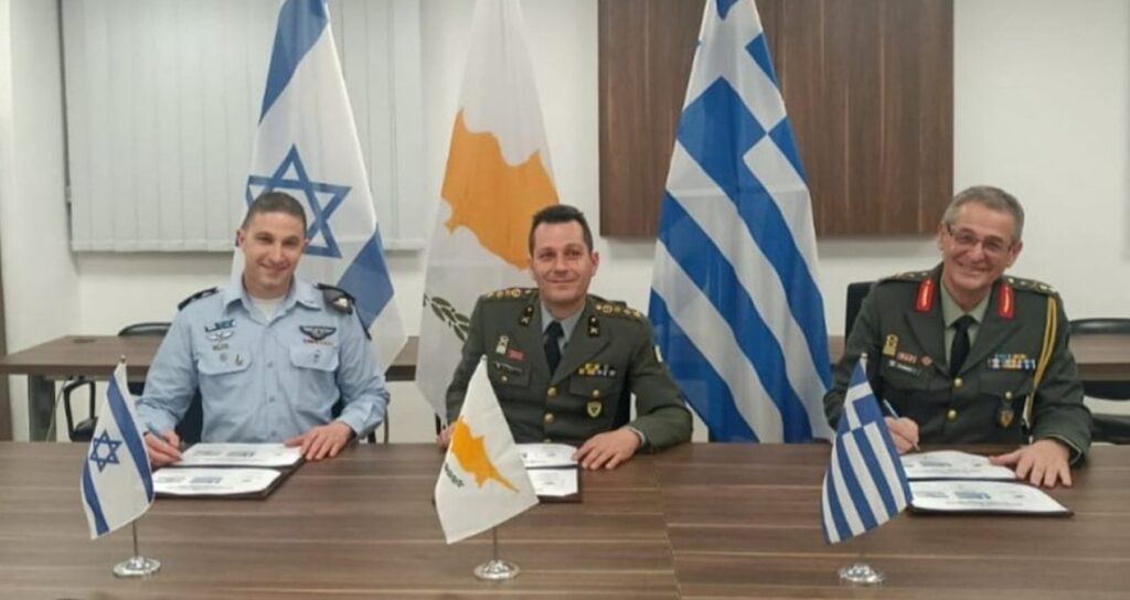 3 ülke Türkiye’ye karşı acil anlaşma imzaladı