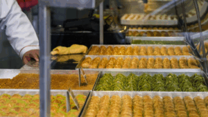 400’den fazla şubesi var: Türkiye’nin tatlı devi iflasın pençesinde