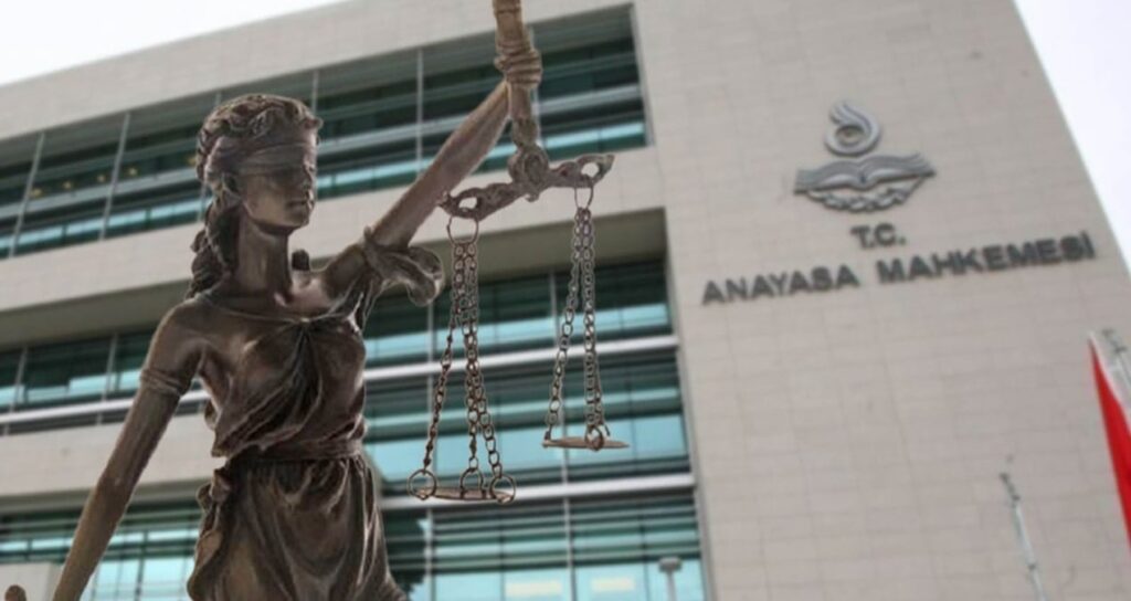 AYM’den avukat-müvekkil gizliliği için kritik karar