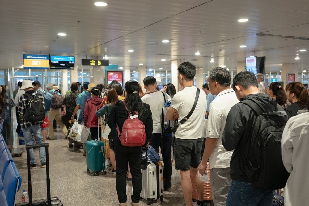 Alman basınından dikkat çeken iddia: Vize kuyrukları tam Ankara’nın istediği gibi