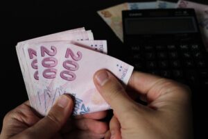 Asgari ücret için geri sayım başladı: Masada 7 farklı zam senaryosu var