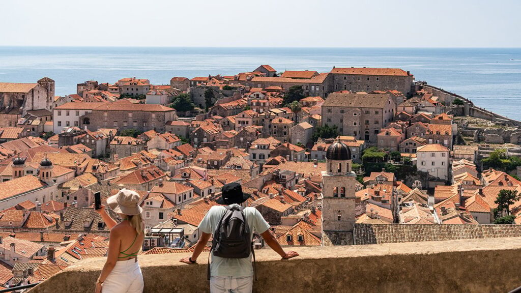 Bu şehirde yerli halkın 30 katı turist var