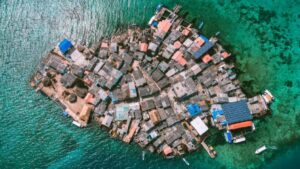 Dünyanın en kalabalık adası seçildi: Ne suç var ne trafik