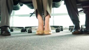 Farkında olmadan bacak sallamak, vücudumuza meğer hiç akla gelmeyen bir fayda sağlıyormuş!