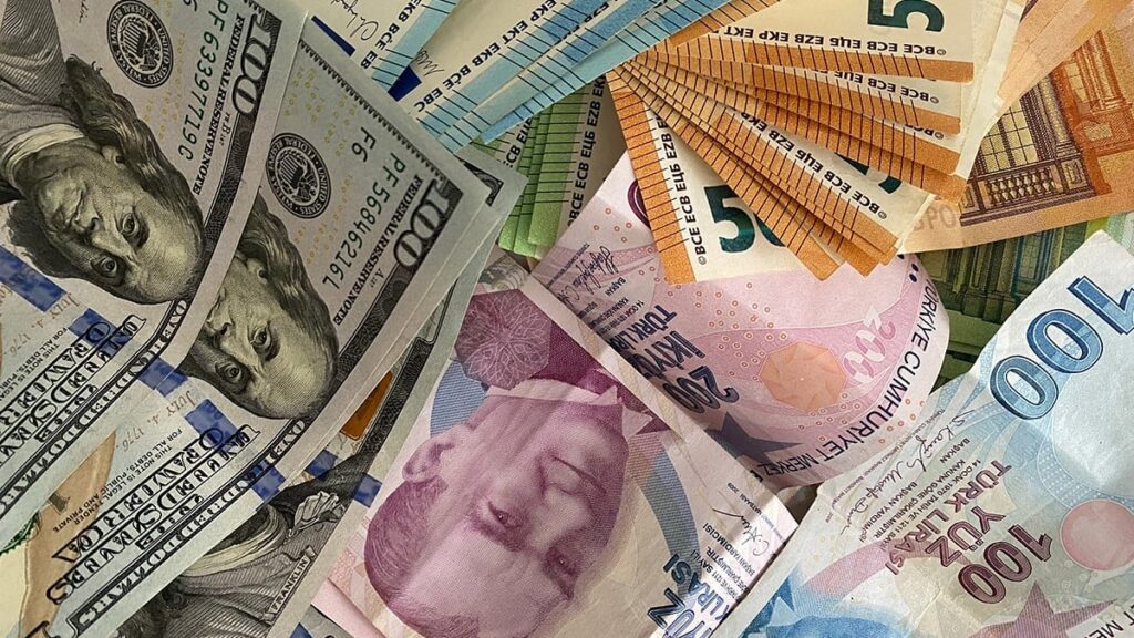 Financial Times sıraladı: 2026’da cebinizdeki paranın en büyük düşmanları neler?