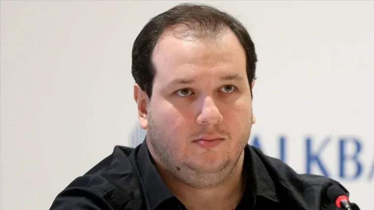 Galatasaraylı futbolculardan Şahan Gökbakar’a tepki