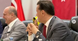 Hatipoğlu’nun işi saati gibi tıkır tıkır işlemiş