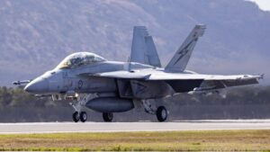 Hava sahasında kırmızı alarm verildi: Savaş uçakları hareketlendi