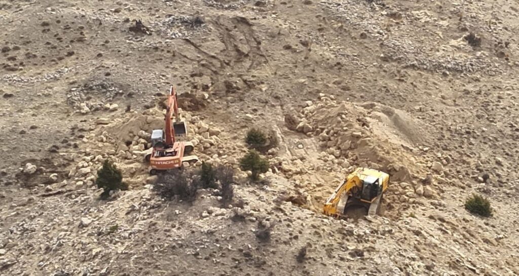 İş makinesini kullanma amaçları ‘pes’ dedirtti! 14 kişi gözaltına alındı