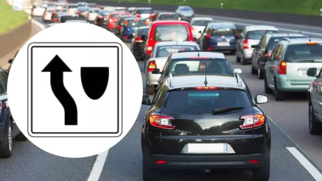 Kalkan işaretli trafik tabelası ne anlama geliyor? Çoğu kişi bilmiyor