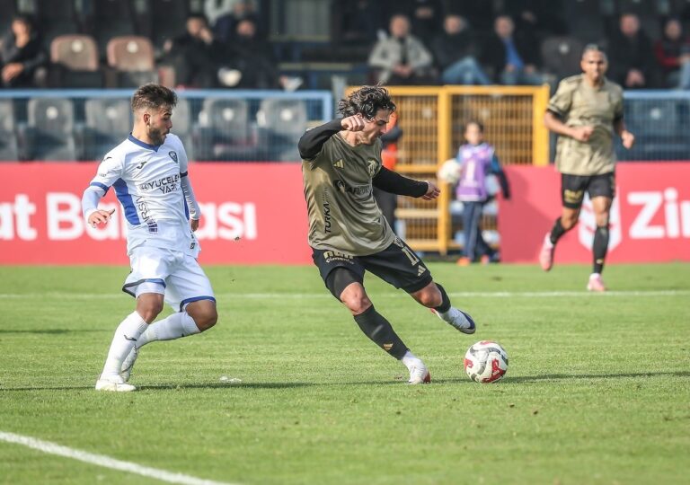 Kocaelispor kupada gruplara kaldı