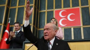 Mangalda kaleşnikof yakan PKK’lı Bahçeli’yi kızdırdı