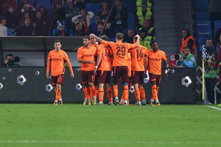 Trabzonspor ikinci yarı açıldı, iki golle turladı