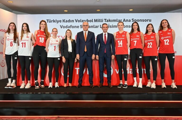 Türkiye Voleybol Federasyonu’na iki ödül birden