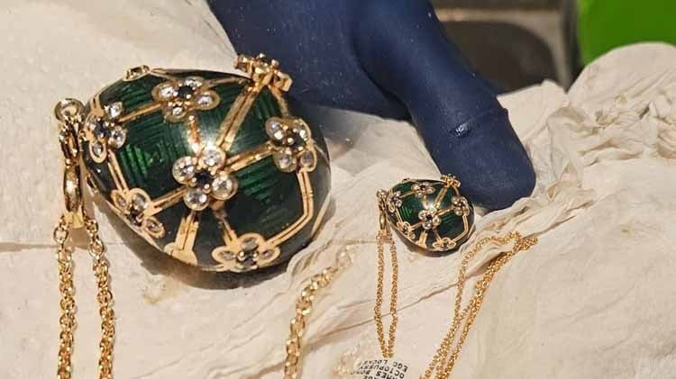 Yutulan değerli kolye 6 gün sonra bulundu: James Bond senaryosu gibi…